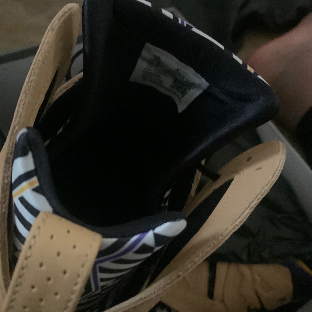 I need money and the shoes is for men